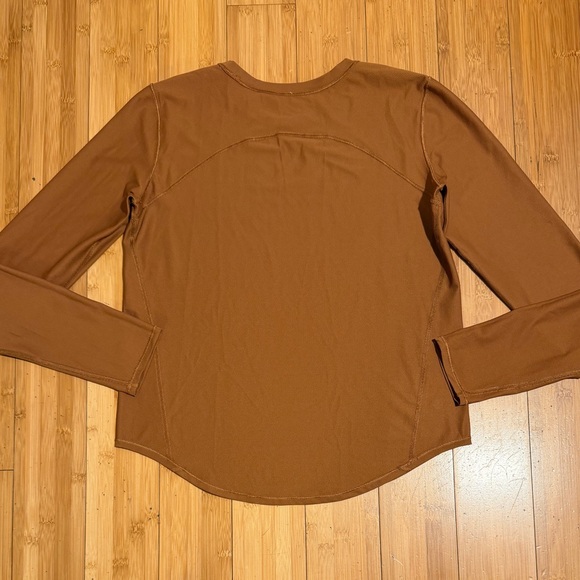 Lululemon High-Neck Running and Training Long Sleeve Shirt
Roasted Brown Size 8 - Picture 8 of 14
